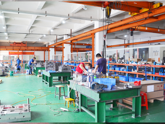 生產(chǎn)車(chē)間